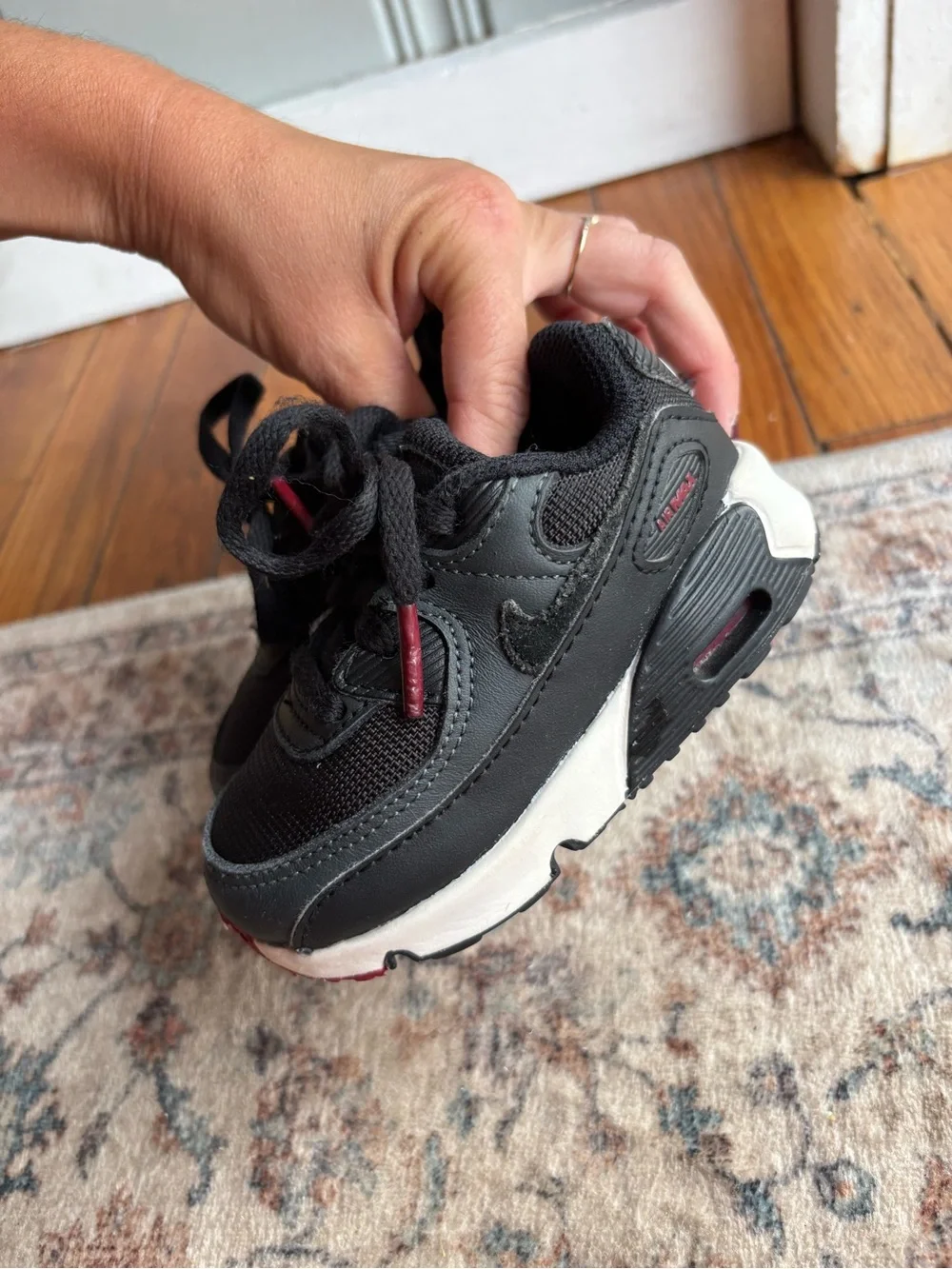 6C Nike Toddler Black & Maroon Air Max Lace Up Sneakers